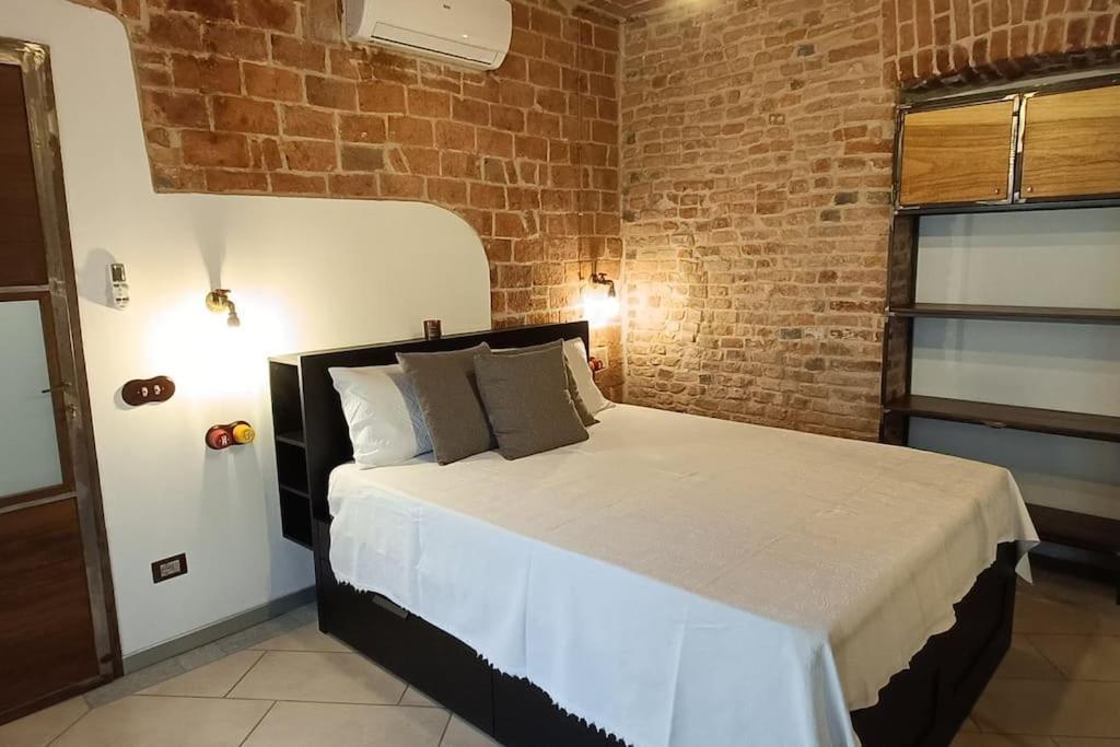 Piazza Statuto-Appartamento Tra Le Mura A-C E Wi-Fi Asti Exteriör bild